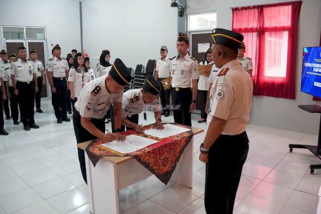 Perkuat Kinerja Organisasi, Bapas Nusakambangan Lantik Dua Pejabat Manajerial