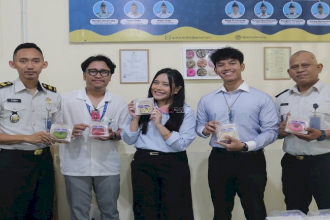Roti Prabudana Karya Warga Binaan Lapas Cibinong Ludes Diborong Second Chance Foundation