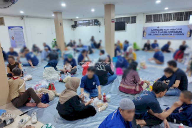 Hangatnya Ramadan di Lapas Kelas I Cipinang, Warga Binaan Buka Puasa bersama Keluarga