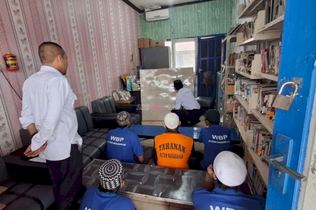 Berantas Buta Aksara, Rutan Marabahan Optimalkan Pembelajaran Literasi di Perpustakaan