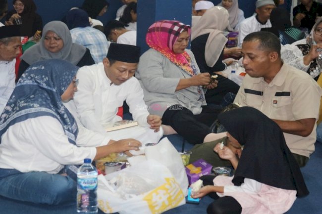 Warga Binaan Lapas Cibinong Nikmati Masakan Rumah Saat Berbuka Puasa bersama Keluarga