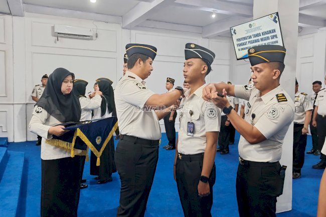 Penyematan Kenaikan Pangkat Lapas Kotabaru Jadi Penguat Kinerja dan Integritas Pegawai