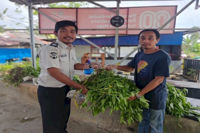 Rutan Rantau Pasok 87 Kilogram Sayur Segar ke Pedagang Pasar