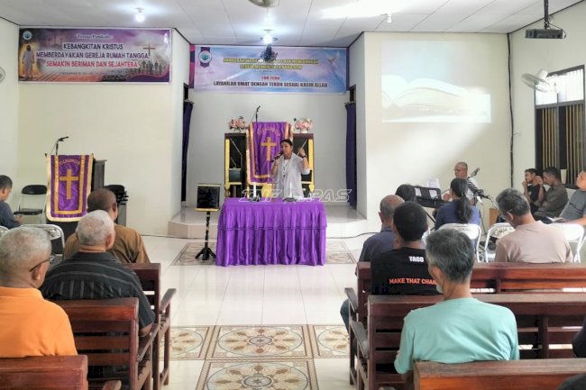 Lewat Ibadah dan Penyuluhan, Lapas Ambon Tingkatkan Pembinaan Spiritual Warga Binaan Kristen