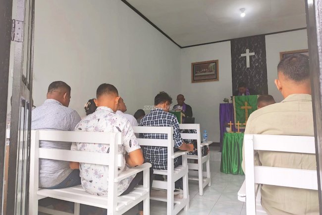 Ibadah Prapaskah Minggu IV, Warga Binaan Lapas Wahai Diajak Maknai Jalan Via Dolorosa