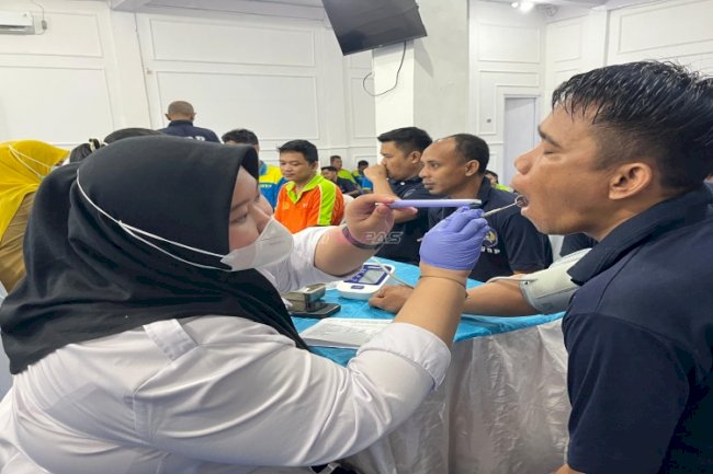 Cegah Penyakit Tidak Menular, Lapas Kotabaru bersama Dinkes Kab. Kotabaru Skrining Kesehatan Warga Binaan 