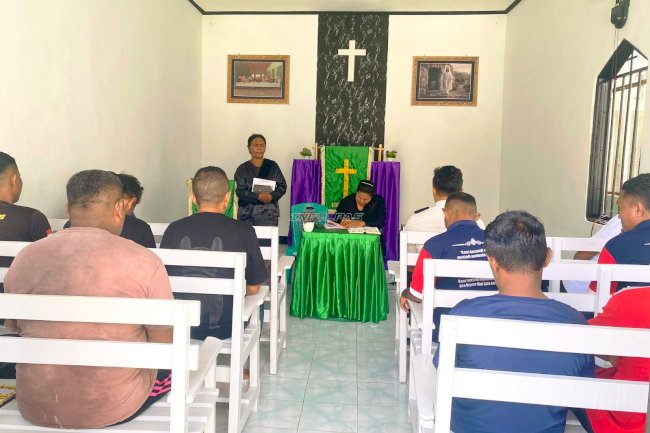 Kunjungan Pastoral Lapas Wahai, Bekali Warga Binaan Jelang Ibadah Perjamuan Kudus