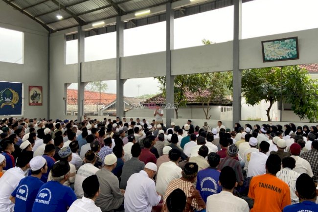 Lapas Batang Gelar Pengajian Nuzulul Qur’an serta Buka Puasa Bersama Petugas dan Warga Binaan