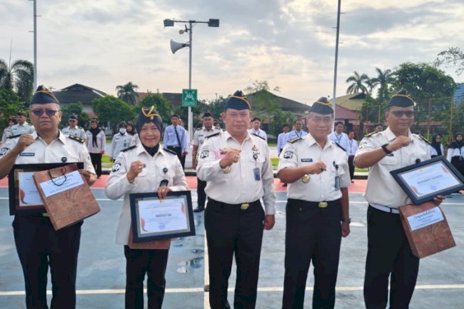 Tiga Petugas Lapas Banjarmasin Raih Penghargaan Petugas Teladan Triwulan I 2026