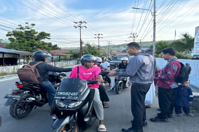 Berbagi Takjil, Lapas Luwuk Kenalkan Produk Tata Boga Buatan Warga Binaan