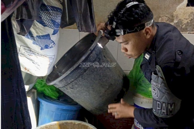 Jelang Idulfitri, Rutan Rantau Intensifkan Razia Blok Hunian