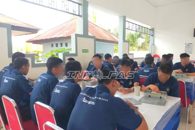 Bangun Kebersamaan dan Disiplin, LPKA Muara Bulian Terapkan Tradisi Makan Bersama Anak Binaan