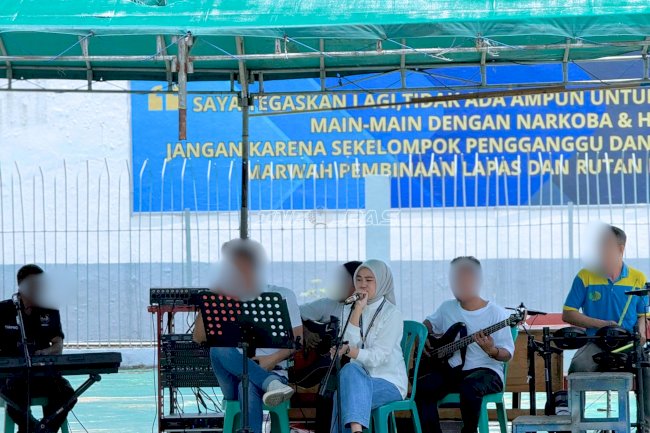 Bamega Band Lapas Kotabaru Hibur Pengunjung dengan Penampilan Enerjik