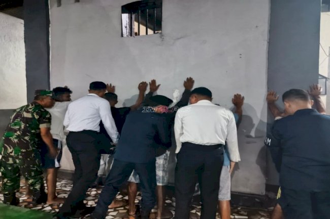 Awali April dengan Komitmen, Razia Gabungan Lapas Wahai dan Koramil Tingkatkan Keamanan Lapas