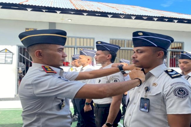 Penyematan Pangkat Baru di Lapas Wahai, Momentum Peningkatan Integritas dan Profesionalisme Petugas