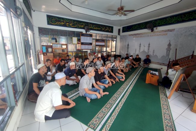 Pembinaan Keagamaan Rutin, Warga Binaan Kandangan Kian Religius
