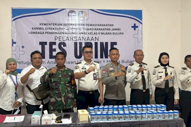 Cegah Peredaran Narkoba, LPKA Muara Bulian bersama APH Gelar Tes Urine dan Penggeledahan