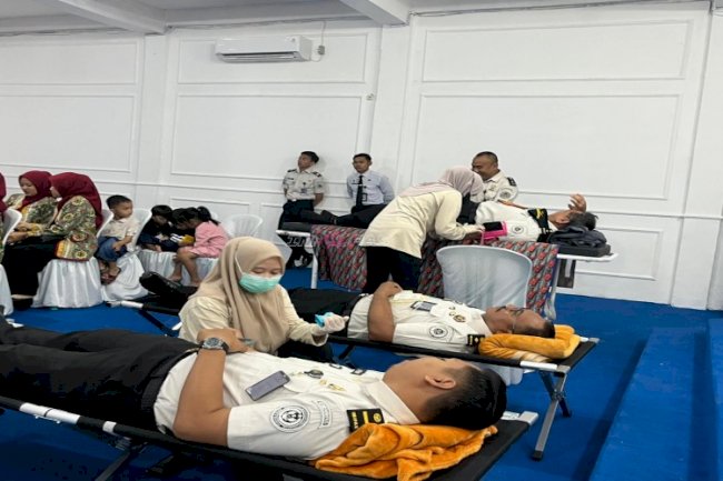 Keluarga Besar Lapas Kotabaru Laksanakan Donor Darah Sambut HBP Ke-62