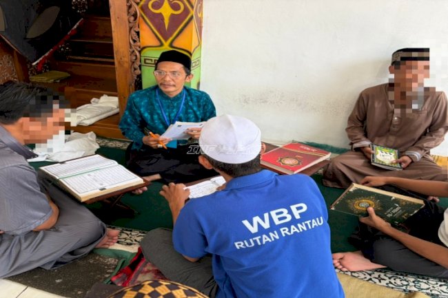 Rutan Rantau Gandeng Kemenag Kab. Tapin, Warga Binaan Antusias Belajar Baca Tulis Al-Qur’an