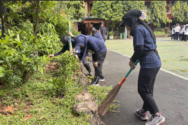 Aksi Nyata Lapas Kelas I Cipinang di Tengah Masyarakat, Kerja Bakti Sambut HBP Ke-62