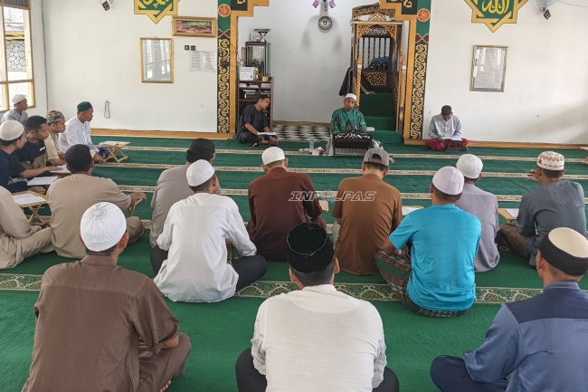 Lapas Tanjung Bekali Warga Binaan Muslim dan Kristiani dengan Pembinaan Kerohanian 