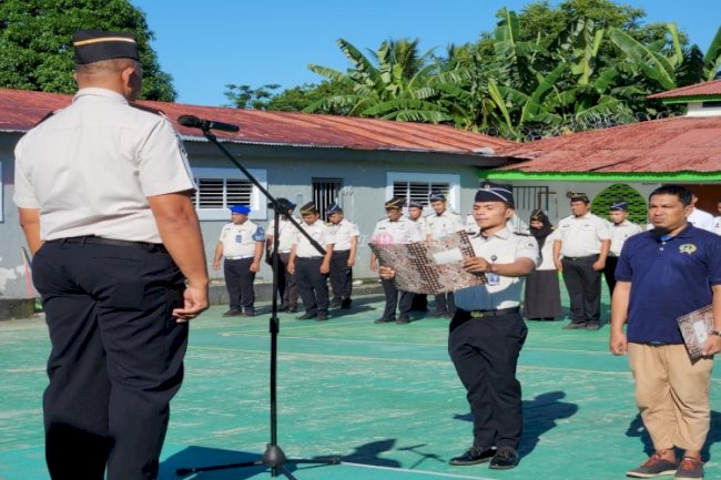 Petugas dan Warga Binaan Lapas Tual Deklarasi Perangi Narkotika dan HP Ilegal