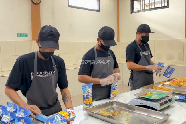 Bangun Kemandirian, Lapas Batulicin Kembangkan UMKM Keripik Singkong Merdeka