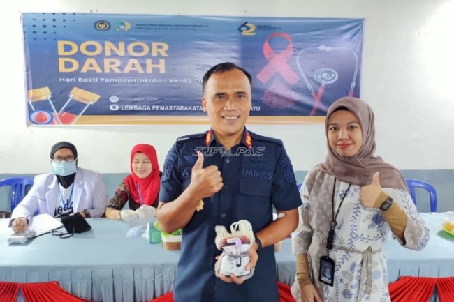 Jelang HBP Ke-62, Lapas Sekayu Gelar Donor Darah dan Serahkan Gerobak Usaha