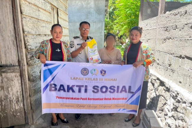 Peringati Hari Kartini, Lapas Wahai dan DWP Tebar Kepedulian lewat Bansos