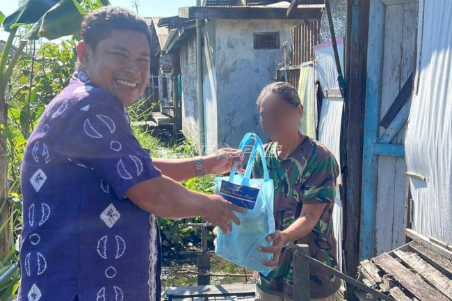 Salurkan 50 Paket Bansos, Lapas Banjarmasin Hadir di Tengah Masyarakat