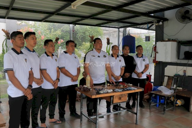 Razia Mendadak Jelang Salat Jumat, Lapas Pemuda Madiun Sita 7 Handphone