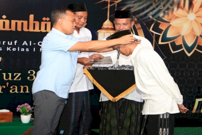 Dari Iqra hingga 30 Juz, 45 Warga Binaan Lapas Kelas I Madiun Wisuda Santri Tahap Ketiga