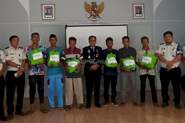 Peringati HBP Ke-62, Lapas Tolitoli Salurkan Gerobak dan Bansos