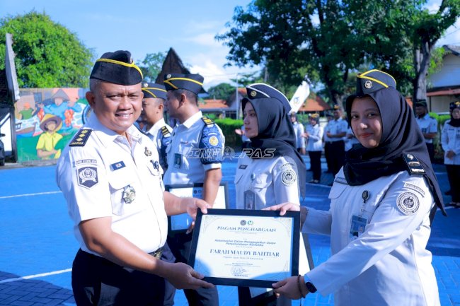 Gagalkan Penyelundupan Sabu, Pegawai Lapas Banyuwangi Raih Penghargaan dari Kanwil Ditjenpas Jatim