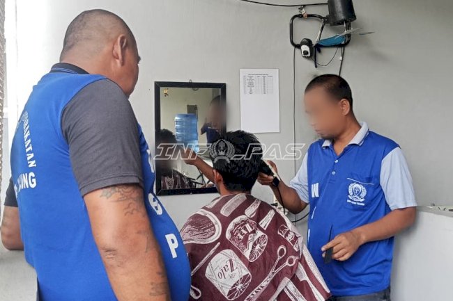 Lapas Tanjung Latih Warga Binaan Jadi Barber, Siapkan Bekal Usaha