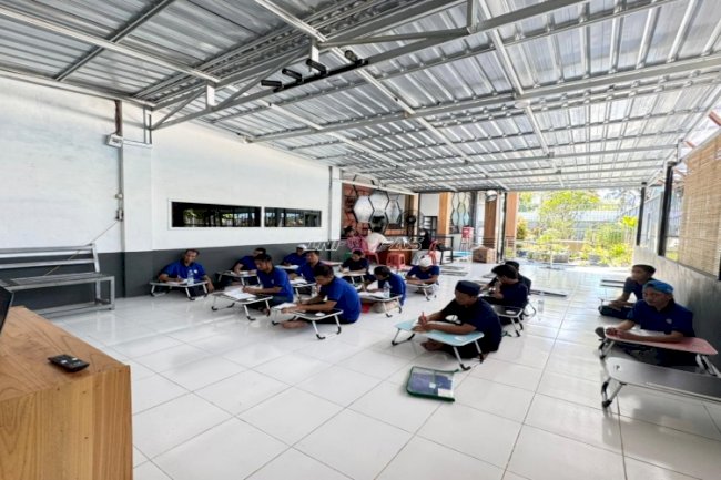 Kuliah Virtual, Warga Binaan Lapas Narkotika Karang Intan Pelajari Matematika Bisnis 
