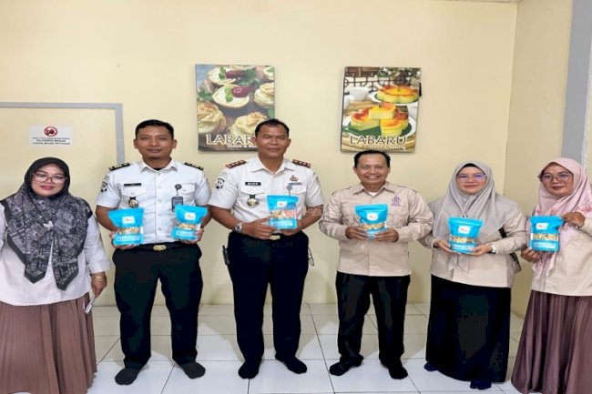 Lapas Banjarbaru Dorong Sertifikasi Halal Produk Keripik Tempe Labar