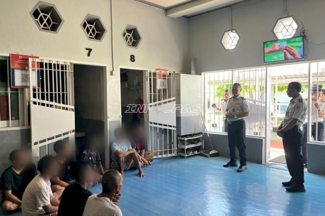 Keliling Blok, Petugas Lapas Takalar Jemput Aspirasi dan Keluhan Warga Binaan