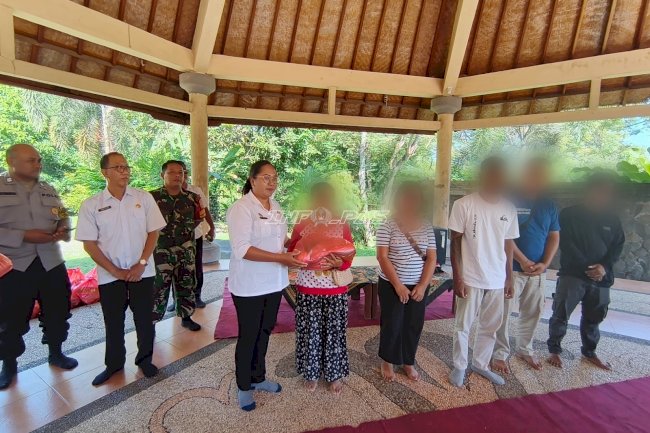 Sinergi Bapas Denpasar–Dinsos Buleleng, Klien Pemasyarakatan Terima Bantuan Sembako