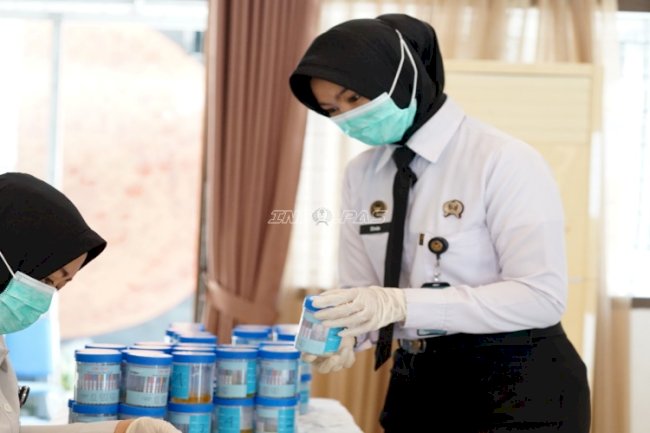 Lapas Perempuan Malang Gelar Tes Urine Berkala bagi Petugas dan Warga Binaan