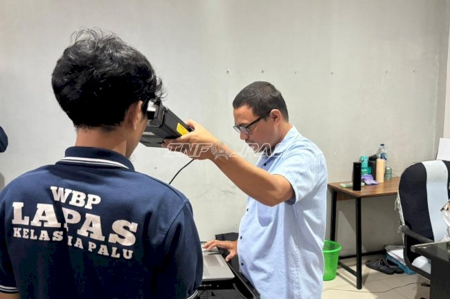 Gandeng Disdukcapil, Lapas Palu Fasilitasi Pembuatan KTP-el bagi Warga Binaan