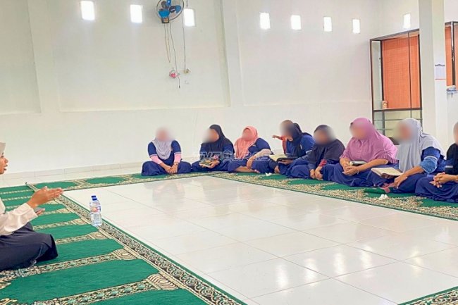 Lapas Perempuan Manokwari Perkuat Spiritual Warga Binaan lewat Pengajian