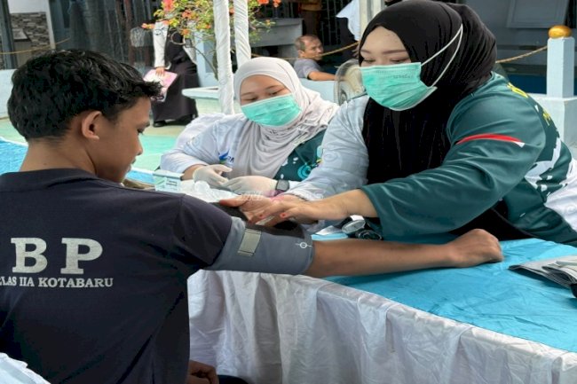 Deteksi Dini Penyakit, Lapas Kotabaru bersama Puskesmas Dirgahayu Gelar Skrining Kesehatan
