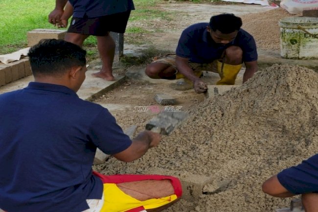 Tingkatkan PNBP, Lapas Tual Gencarkan Produksi Batako Berkualitas