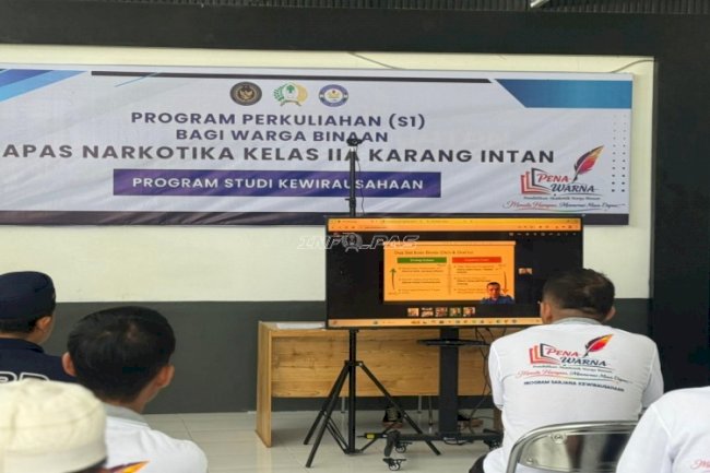 Semangat Belajar Warga Binaan Warnai Perkuliahan Matematika Bisnis di Lapas Narkotika Karang Intan
