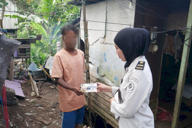 Sambut Iduladha, Lapas Perempuan Martapura Bagikan Kupon Daging Kurban bagi Warga Desa Binaan