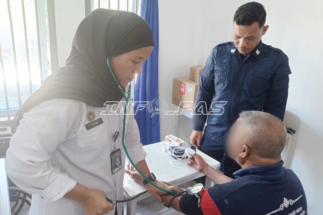 Pasca-Iduladha, Lapas Wahai Gelar Pemeriksaan Kesehatan bagi Warga Binaan Lansia