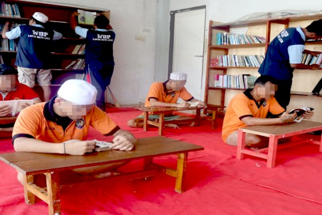 Di Antara Lembaran Buku, Warga Binaan Lapas Batulicin Tumbuhkan Budaya Literasi