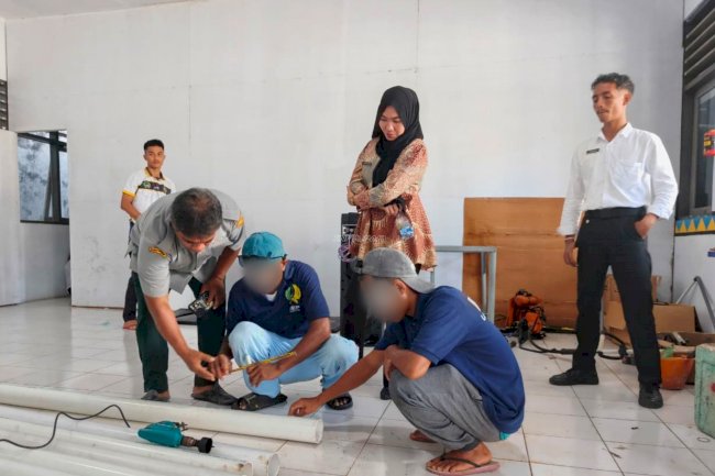 Lapas Bandanaira Gandeng Penyuluh Pertanian Latih Warga Binaan Budidaya Hidroponik