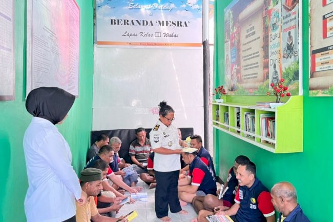 Awali Bulan dengan Membaca, Warga Binaan Ramaikan Perpustakaan Lapas Wahai